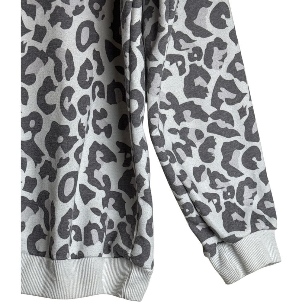 Ecowish Leopard Print Sweatshirt Women’s XL Gray Crewneck Pullover EUC - Picture 3 of 8